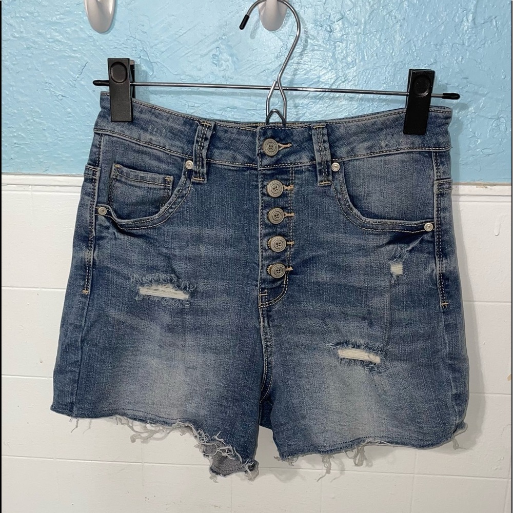 Jean shorts altard state